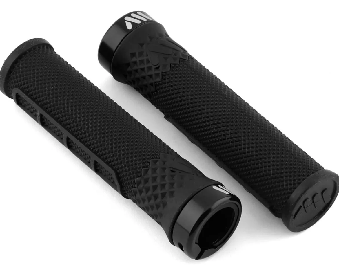 All Mountain Style Cero Grips (Black) (132mm)