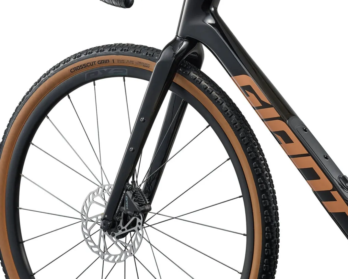 Giant Revolt Advanced 2 Gravel Bike (Carbon Smoke) (M)