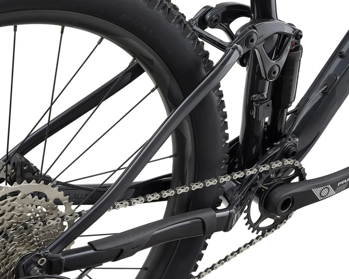 Giant Stance 27.5" Mountain Bike (Gunmetal Black) (XL)