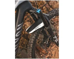 Mucky Nutz Face Fender (White)