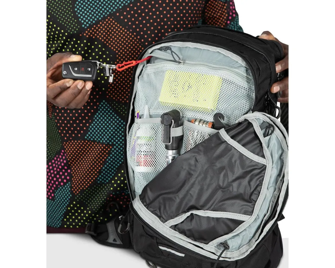 Osprey Syncro 20 Hydration Pack (Black)