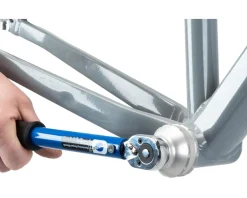 Park Tool BBT-79.3 12 Tooth 45-47mm External BB Tool (For 3/8