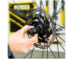 Pedro's Pro Cassette Lockring Socket Tool (Black) (Removal & Installation)