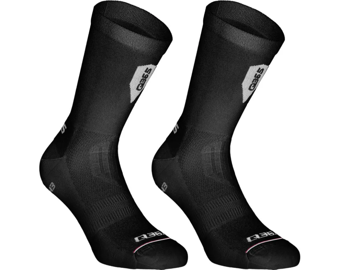 Q36.5 Ultra Signature 17 Socks (Black) (36-39)