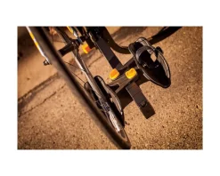 Saris Freedom Tray Hitch Rack (Black) (2 Bikes) (1.25 & 2