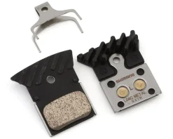 Shimano 105 Disc Brake Pads (Metal) (w/ Cooling Fins) (L04C-MF)