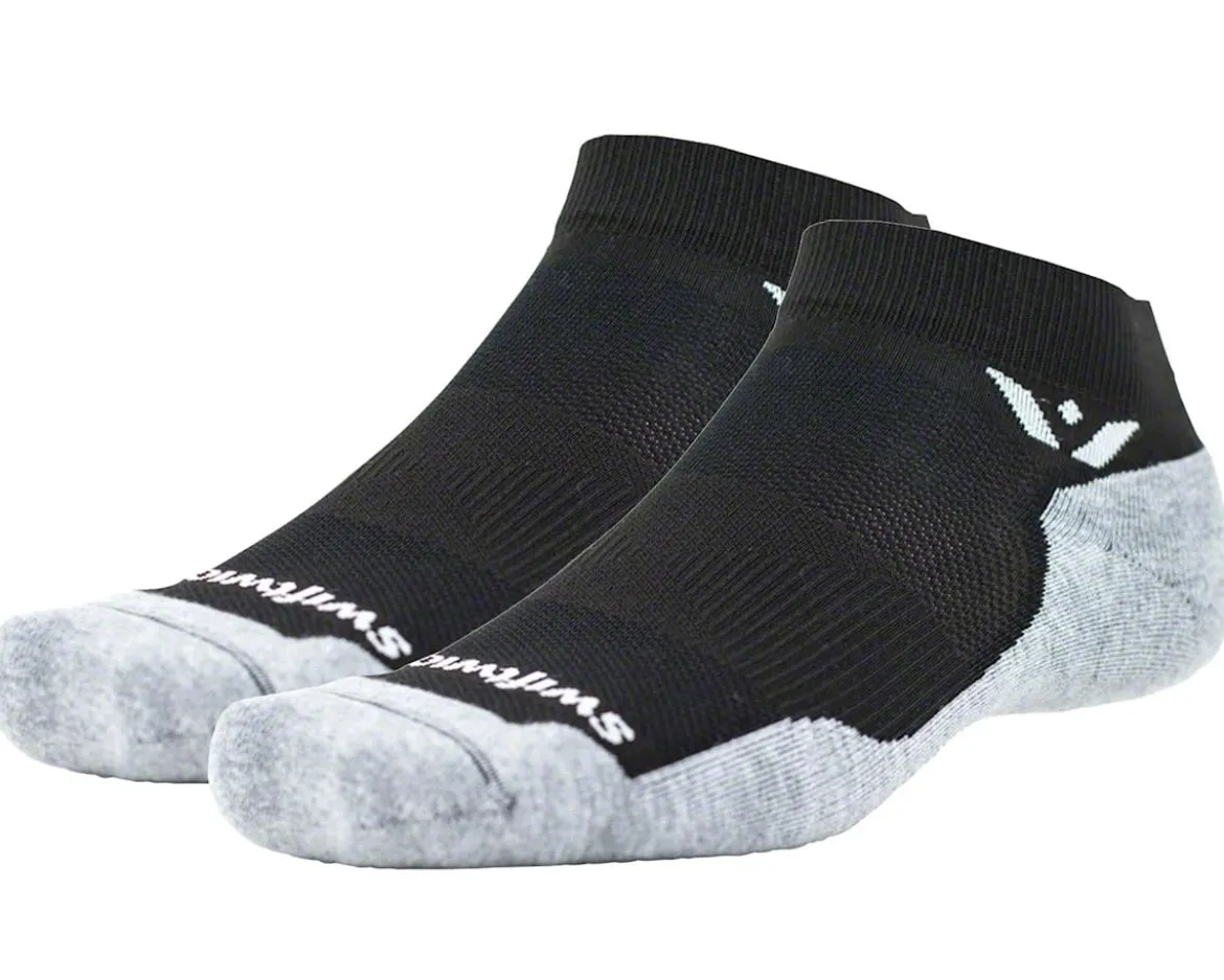 Swiftwick Maxus Ankle Socks (Black) (S)