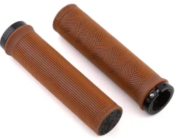 TRUVATIV Descendant Lock-On Grips (Gum) (133mm)
