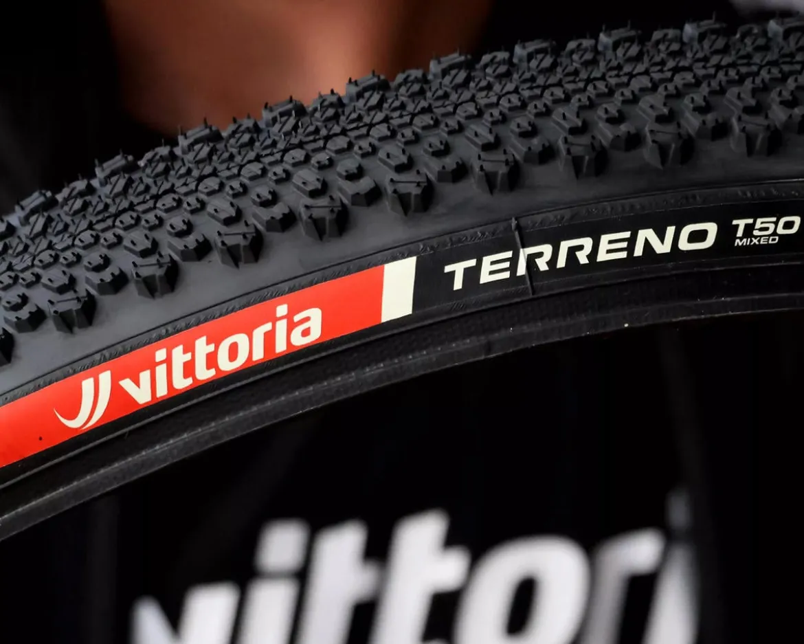 Vittoria Terreno T50 Mixed Gravel Sport Tire (Black) (700c) (40mm) (Non-Folding Wire Bead)