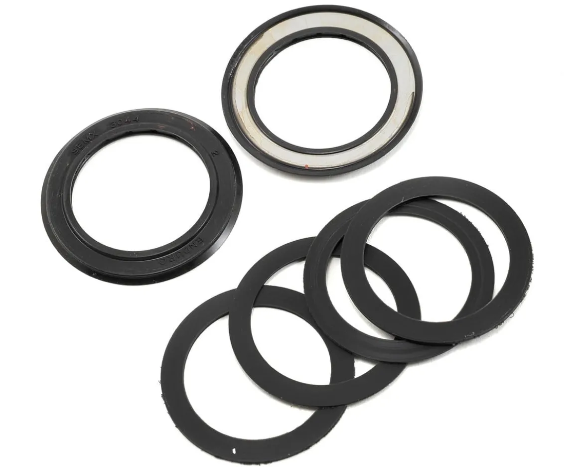Wheels Manufacturing Bottom Bracket (Black) (PF30) (30mm Spindle)